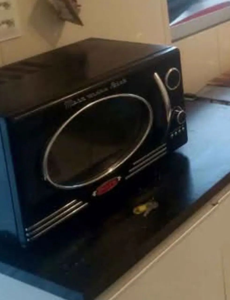 Micro-ondas Philco retrô 220v