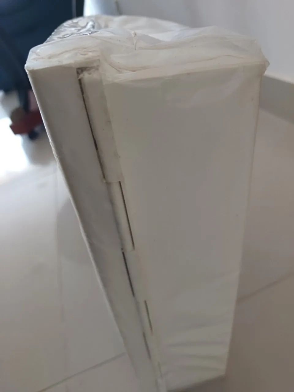 Armario pvc marca Expambox, com espelho para banheiro, sem uso - Foto 4