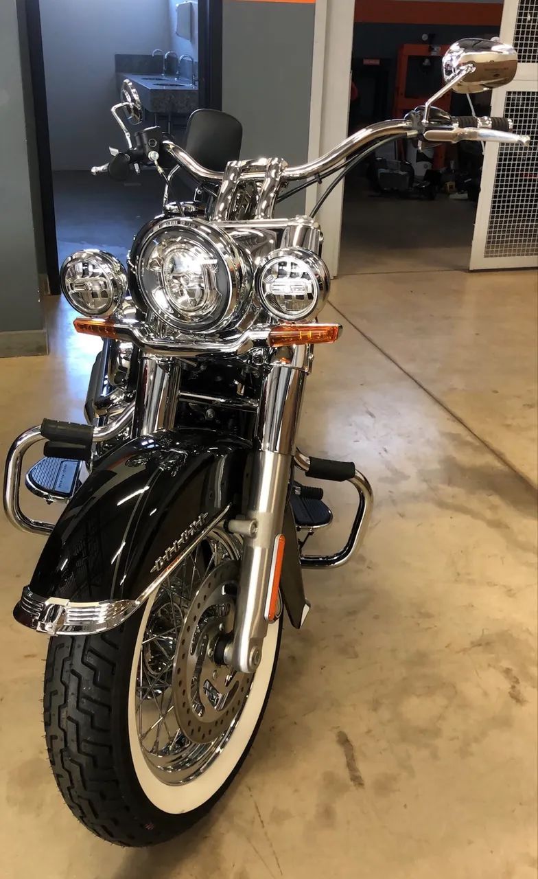 Deluxe Harley-Davidson Softail 2019 - Foto 2