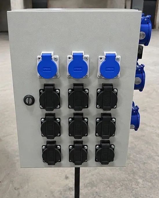 QUADROS INDUSTRIAIS DE TOMADAS PARA OBRA - Foto 4
