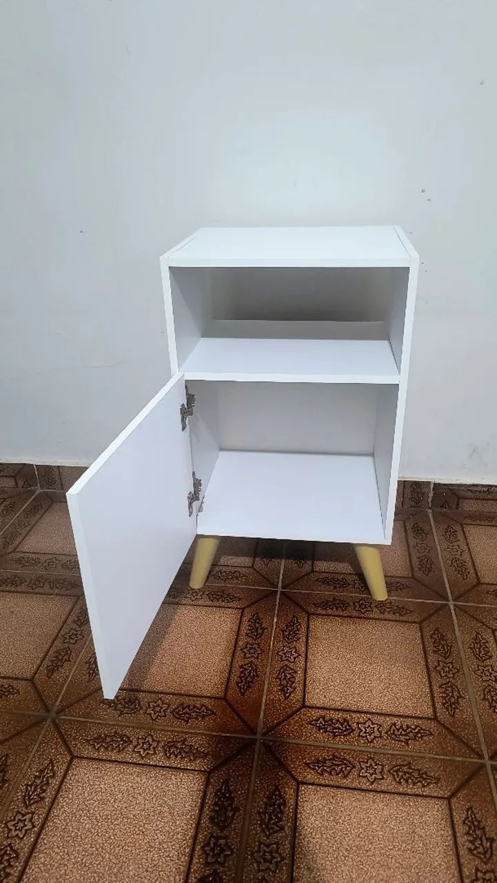 Mesas de Cabeceira Com Porta Retrô Quarto Cama Rapallo Branco  - Foto 4