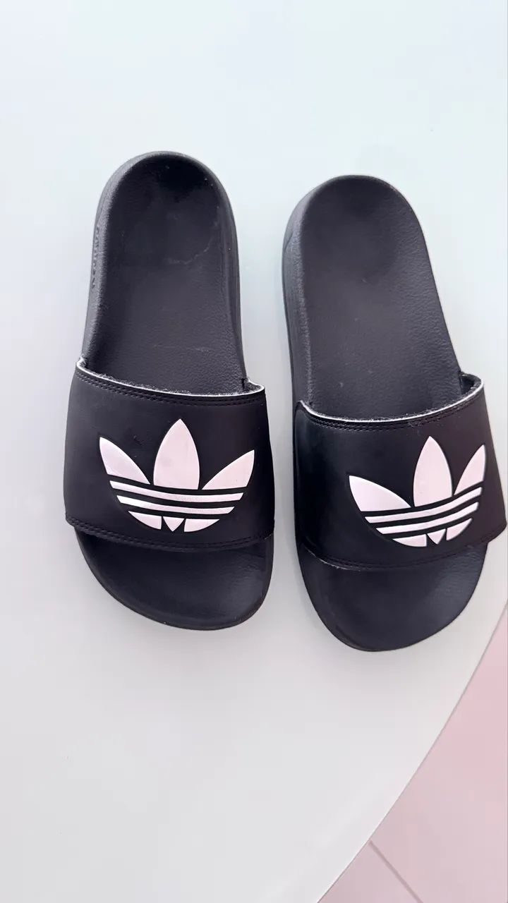 Adidas - Foto 2