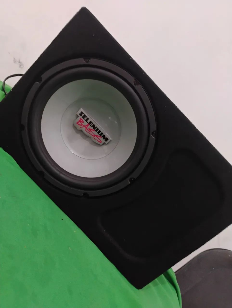 Caixa Dutada com Subwoofer Selenium Bass (Clássico Cone Prata