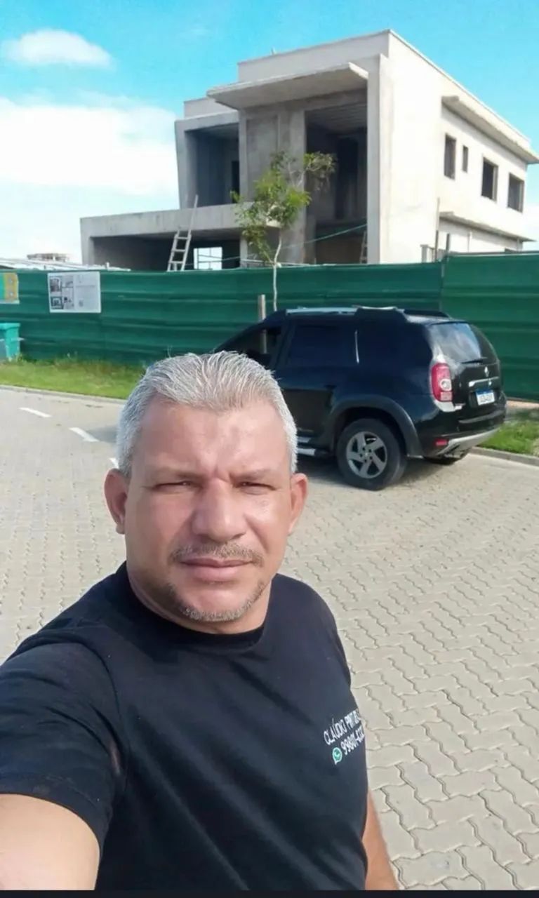 PINTOR COM AGENDA ABERTA 