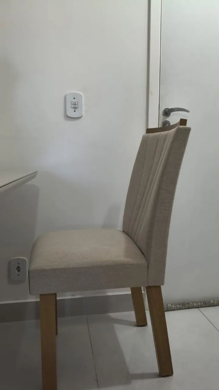 Mesa de Jantar  6 Lugares Retangular com Tampo de Vidro/MDF - Foto 3