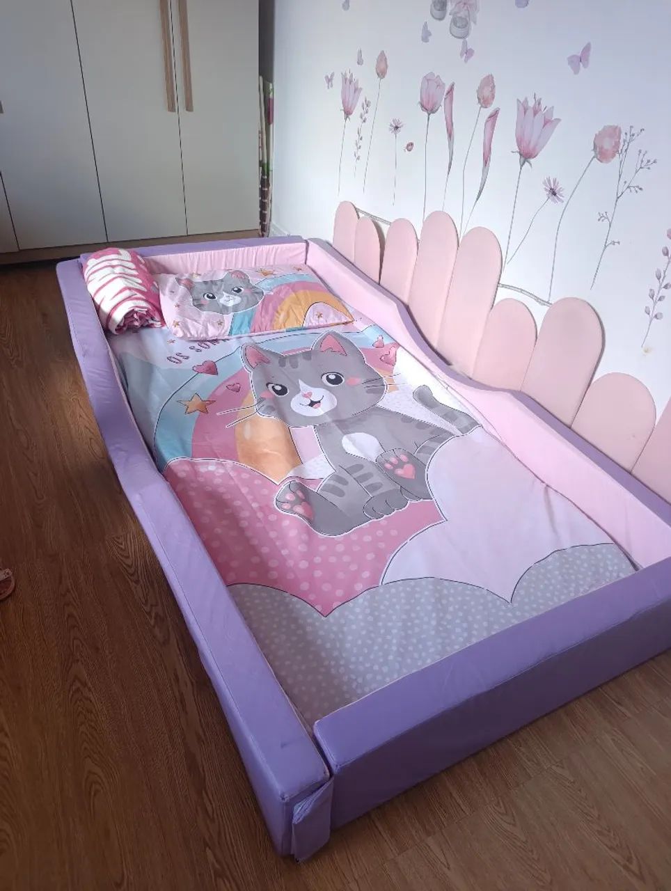 Cama montessoriana infantil rosa e lilás  - Foto 3