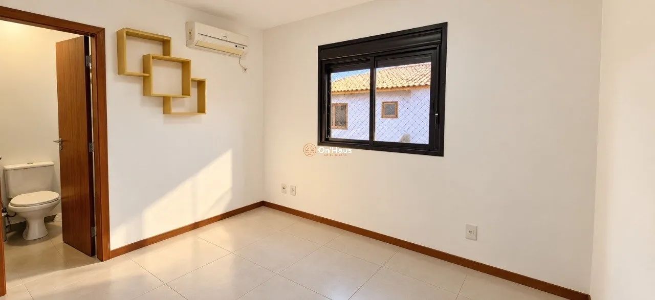 Casa à venda - 3 dormitórios - 1 suíte com 118m2 - Campeche - Foto 5