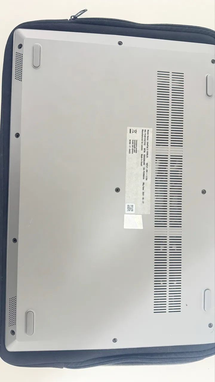 NOTEBOOK LENOVO CONSERVADÍSSIMO 