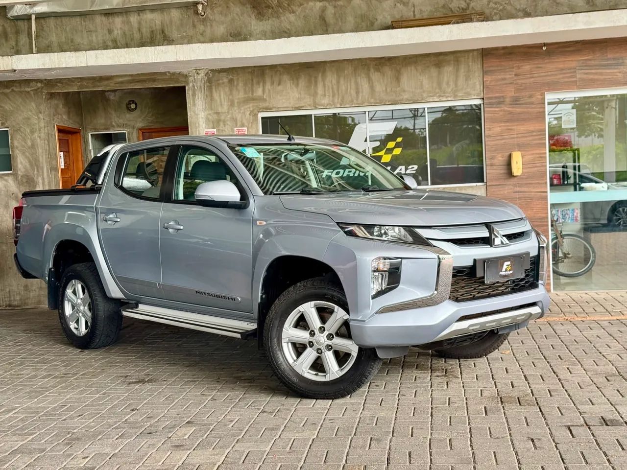 Mitsubishi L200 2021