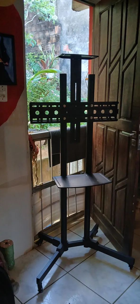 Suporte movel para TV ate 75polegadas - Foto 5