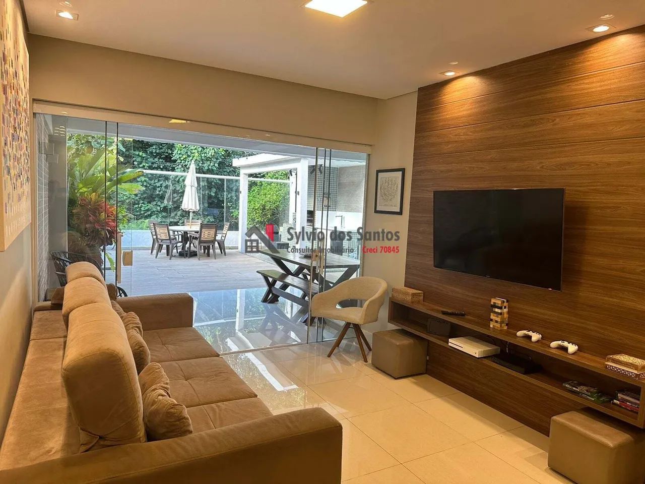 Casa reformada com espaço gourmet no Residencial Scenic. - Foto 3