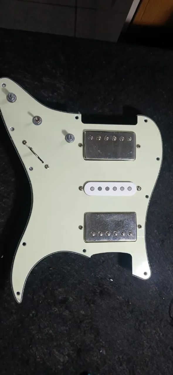 Escudo de guitarra - Foto 3