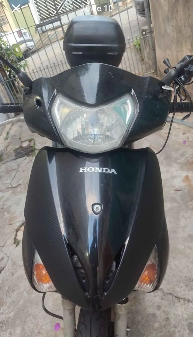 Honda Led 2016 tem 400,00 de doc 