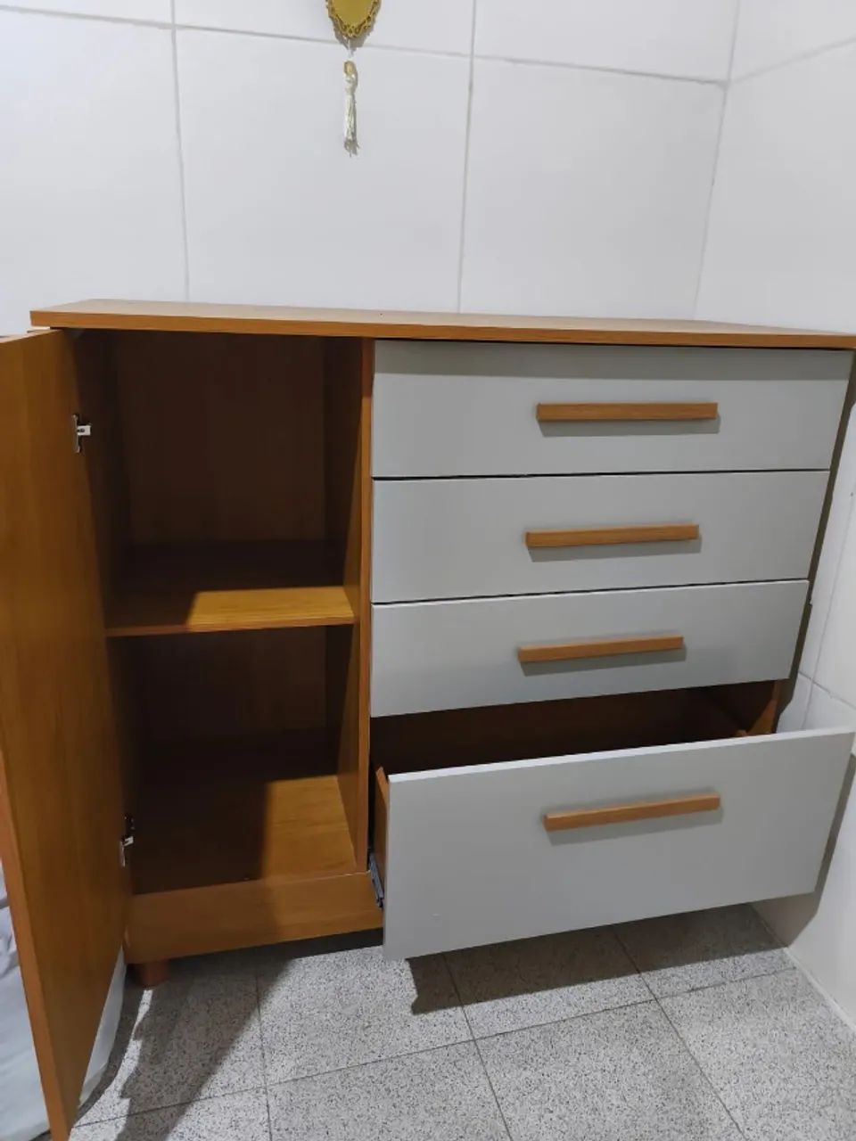 CÔMODA - acompanha criado mudo (nova) - Foto 2