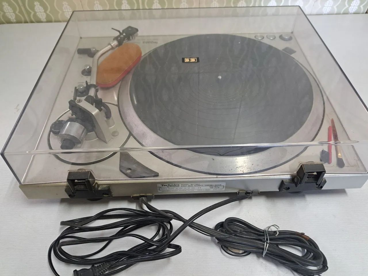 Toca disco Technics SL-1301 - Foto 2