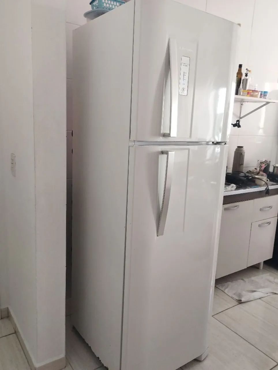 Geladeira FrostFree Eletrolux 370l  - Foto 3