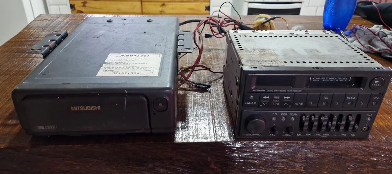 Radio e disqueira mitsubishi originais eclipse e 3000 gt - Foto 4