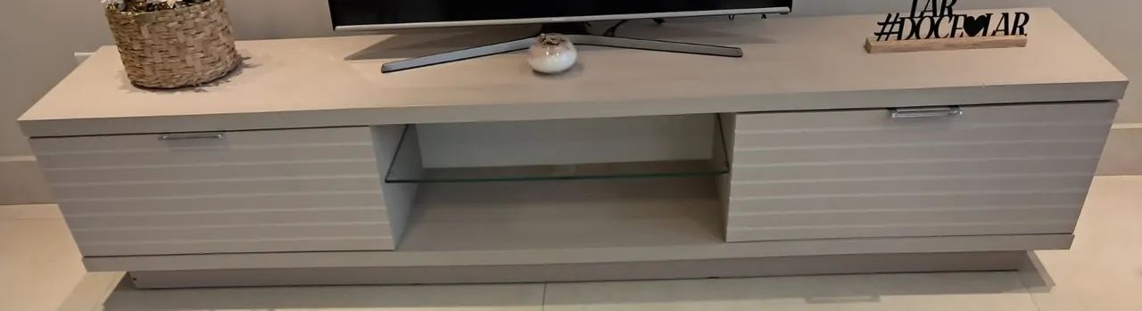 Rack Off White Premium para TV Grande com Nicho de Vidro - Foto 3