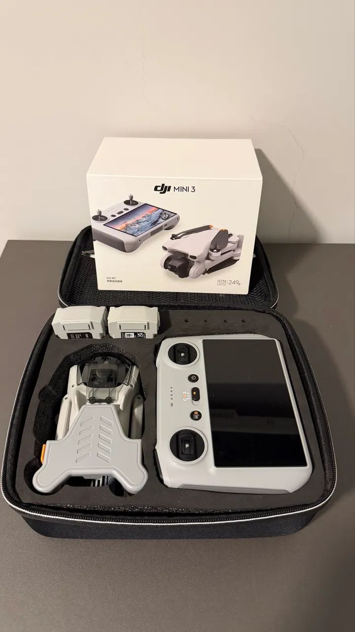Drone DJI Mini 3 com Tela - Foto 2