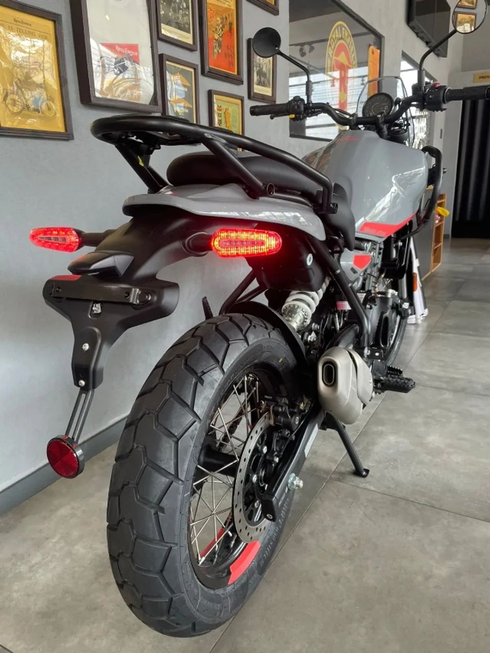 Royal Enfield Himalayan  450 - 2026 - Foto 2