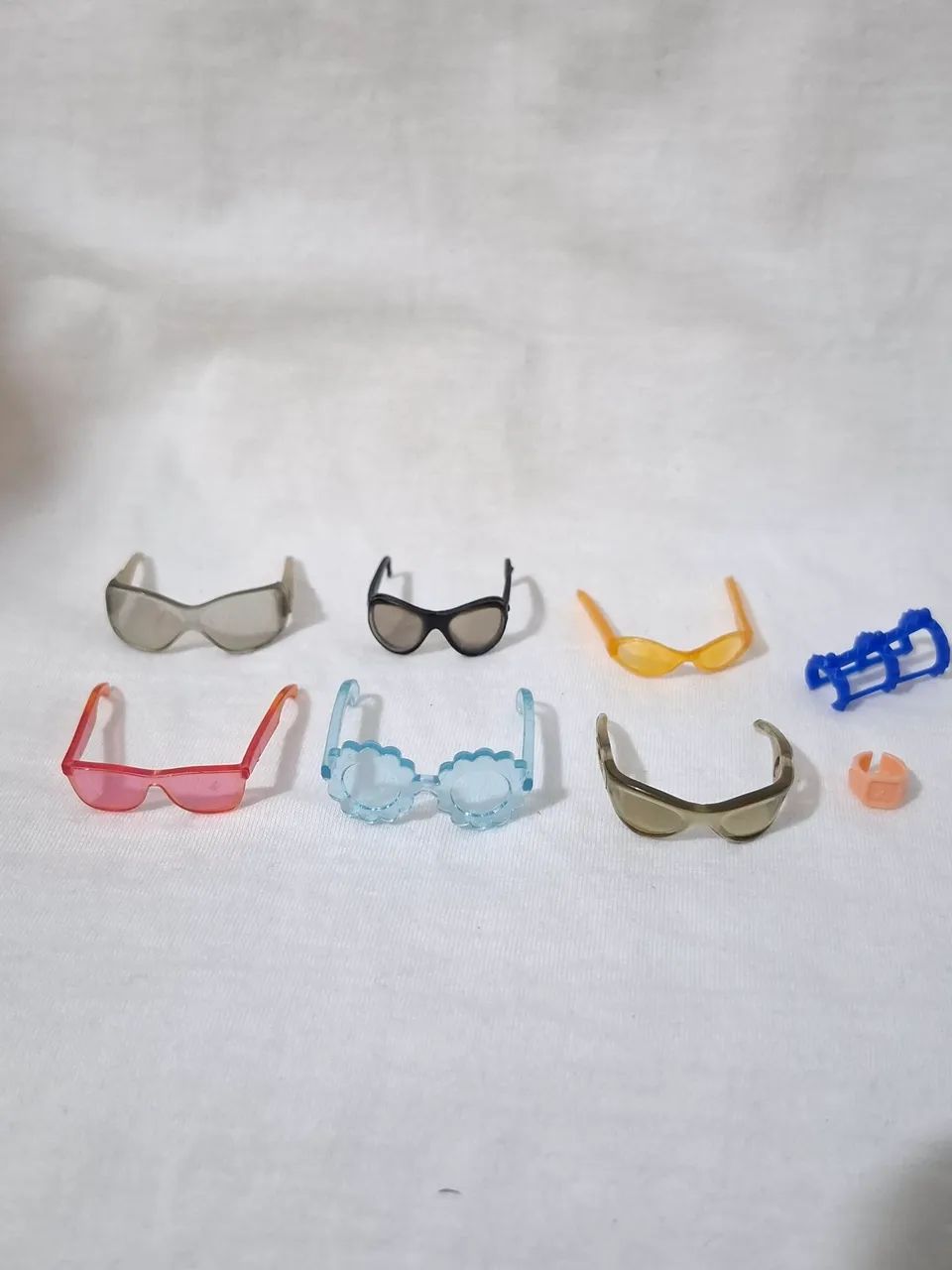 6 óculos originais Barbie mais pulseiras