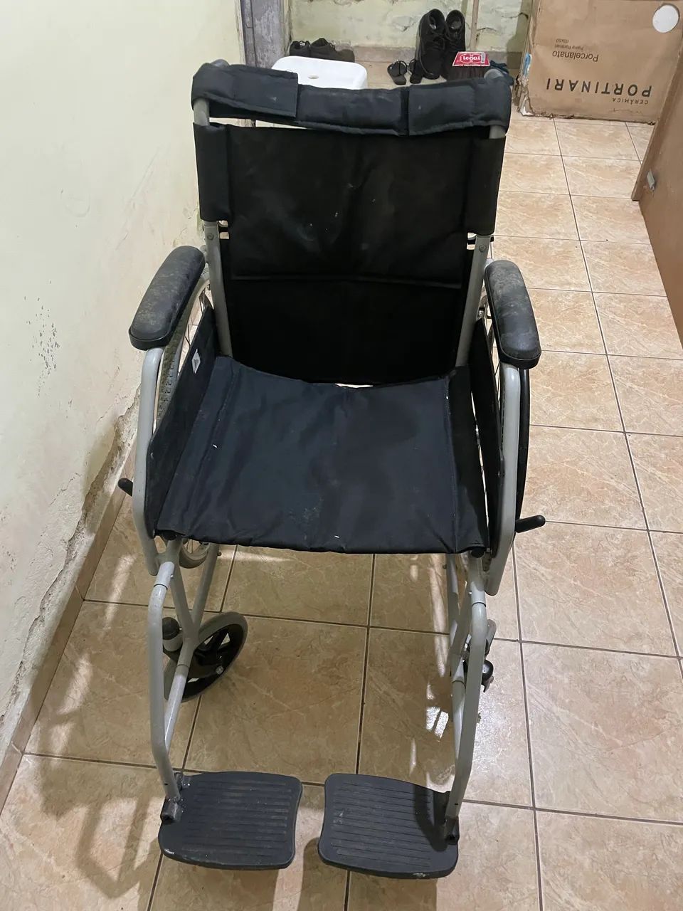 Cadeira de roda - Foto 4