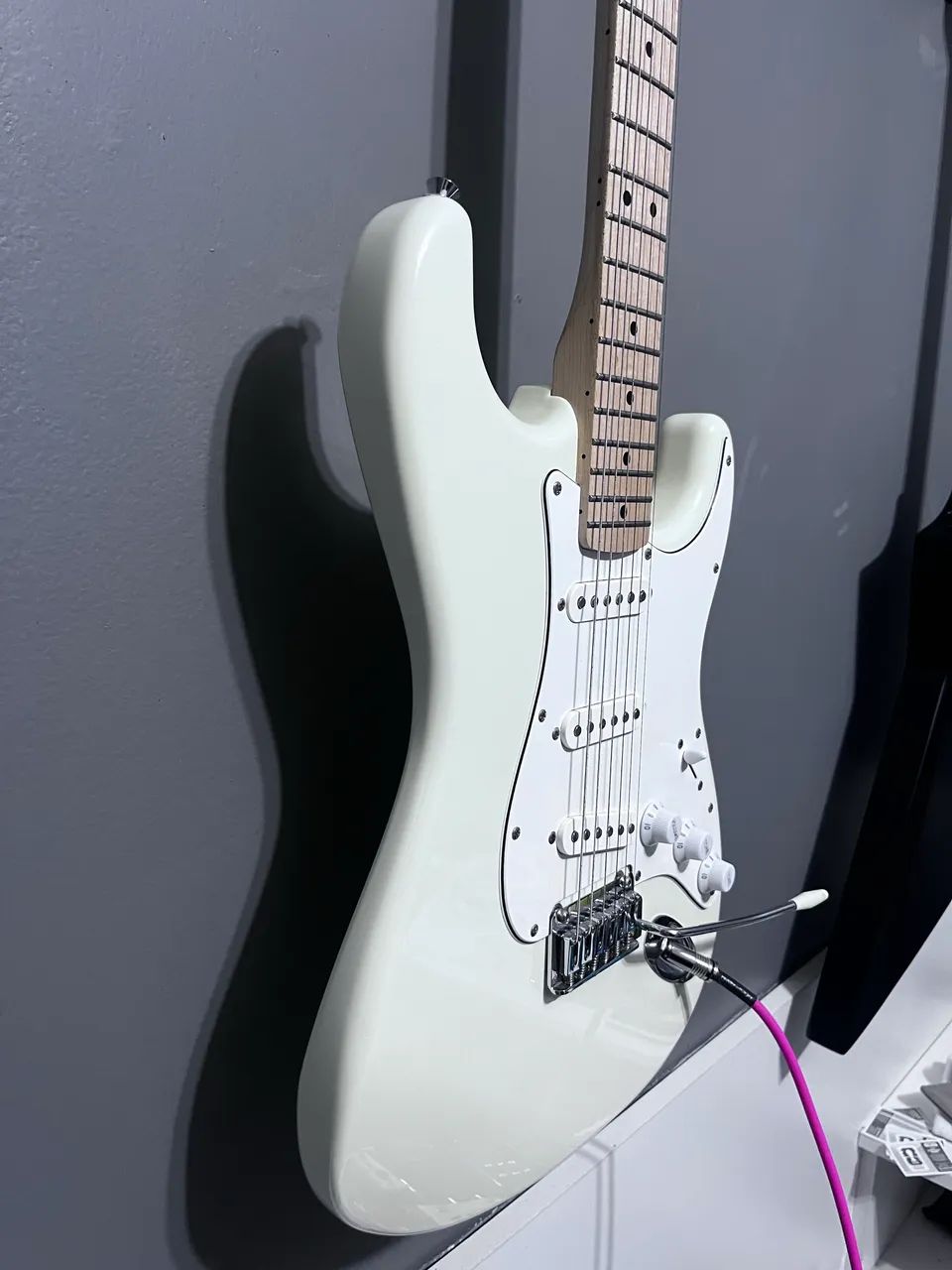 Guitarra Squier Affinity  - Foto 2