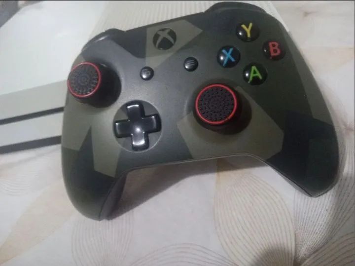 Vendo Xbox one s