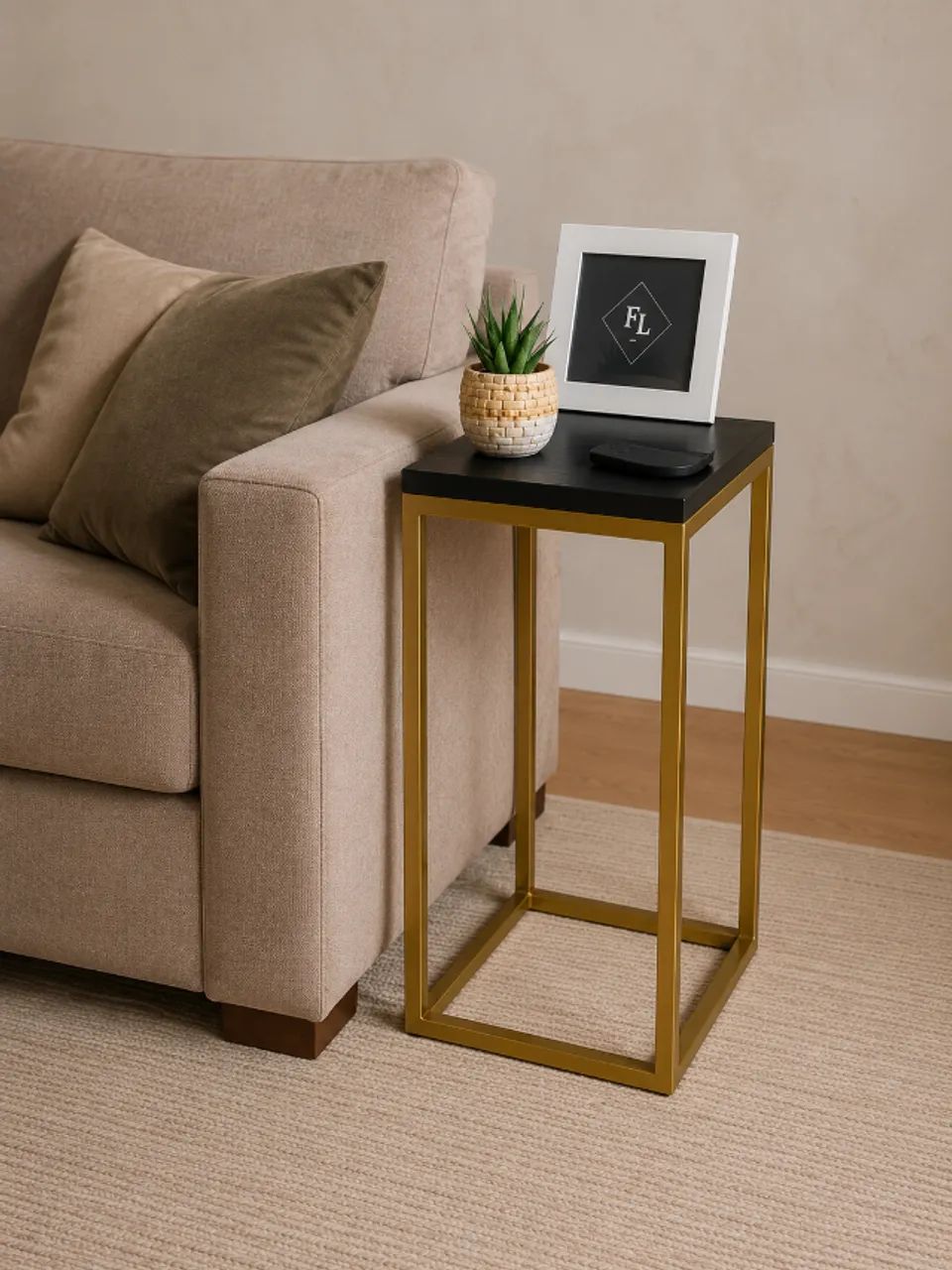 Mesa Lateral Industrial Dourada 60cm Mesa de Canto Moderna Preta - Foto 2