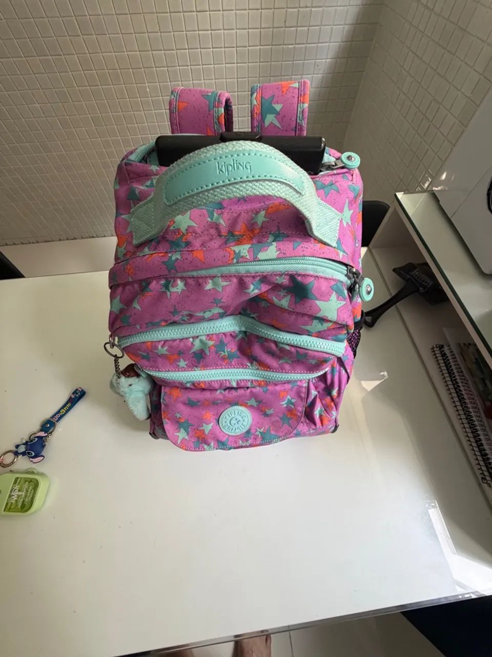 Mochila de Rodinhas Kipling