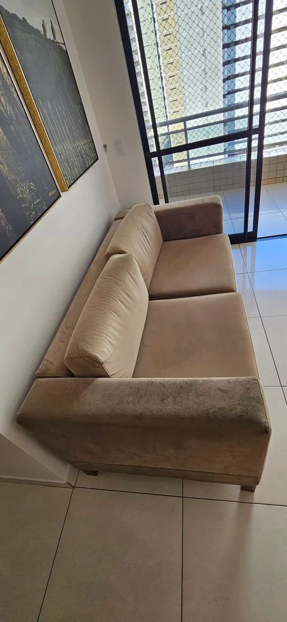 Sofá Moderno e Muito Confortável (1.90 m x 90cm)  - Foto 2
