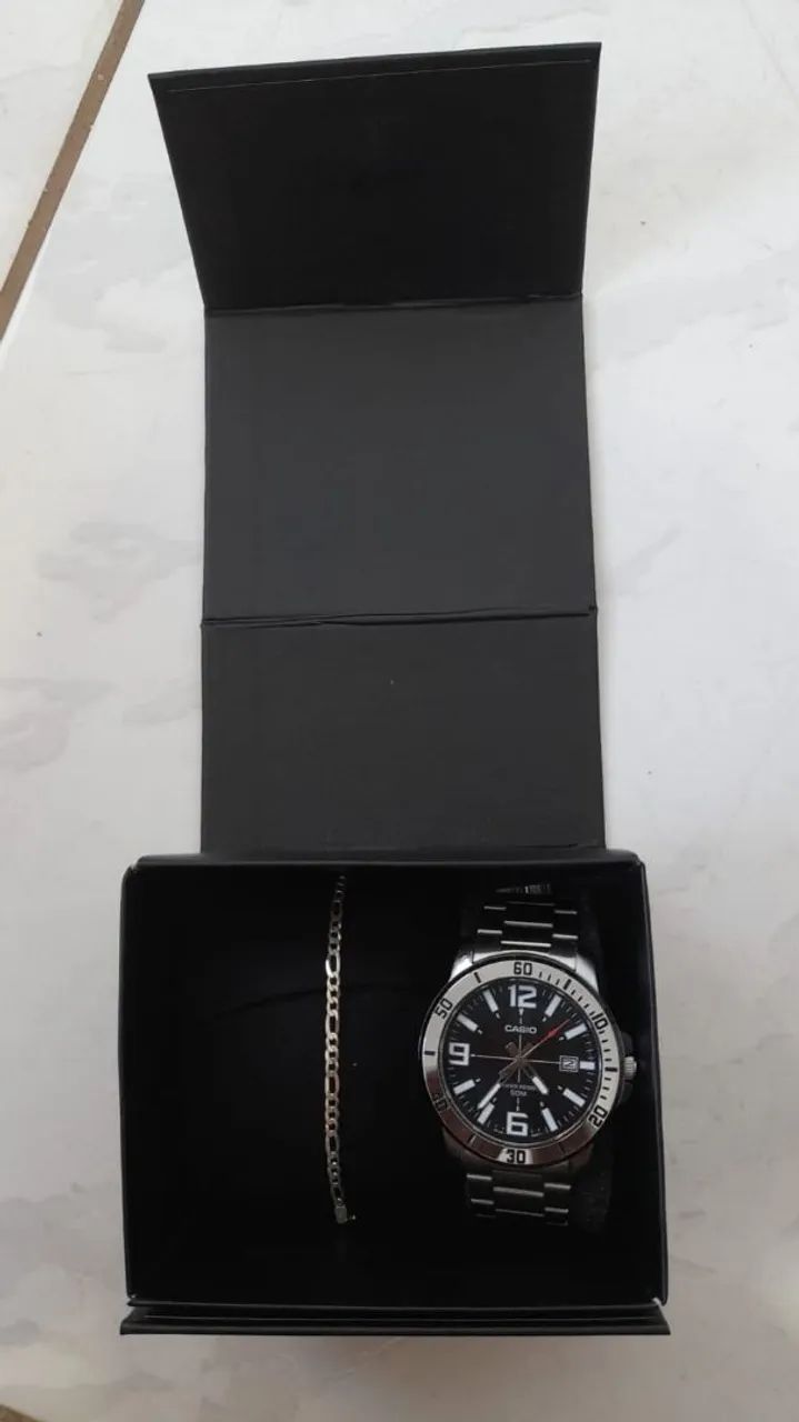 Relógio Casio Original +Pulseira Fina de Prata.