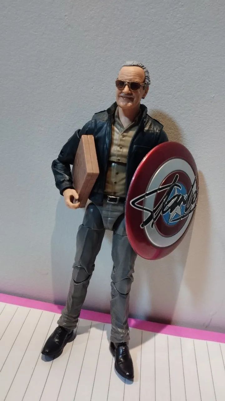 Marvel Legends - Stan Lee65573800070658120
