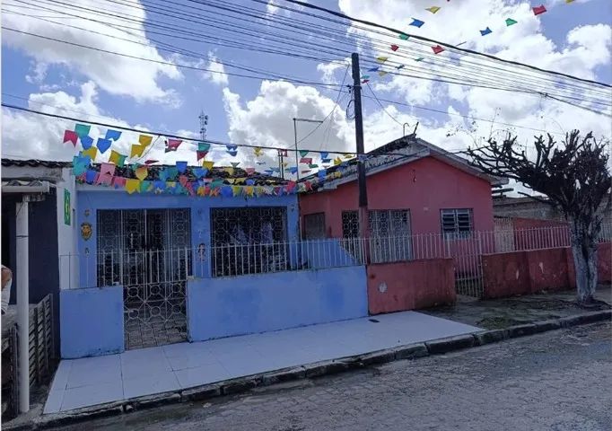 TERRENO 322 m² COM 2 CASAS - SÃO SEBASTIÃO - CARPINA/PE
