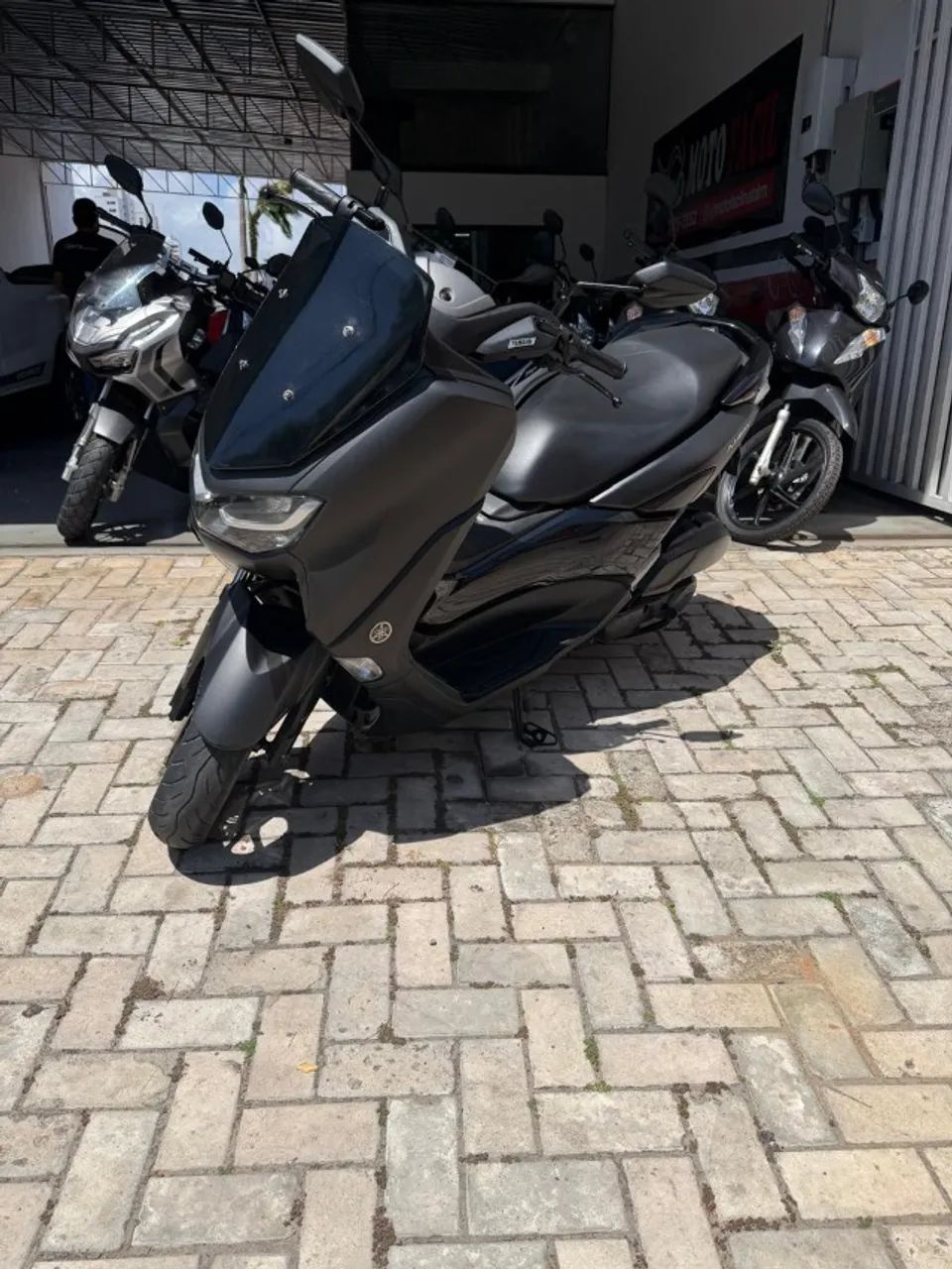 NMAX 2021/2022 - Foto 2
