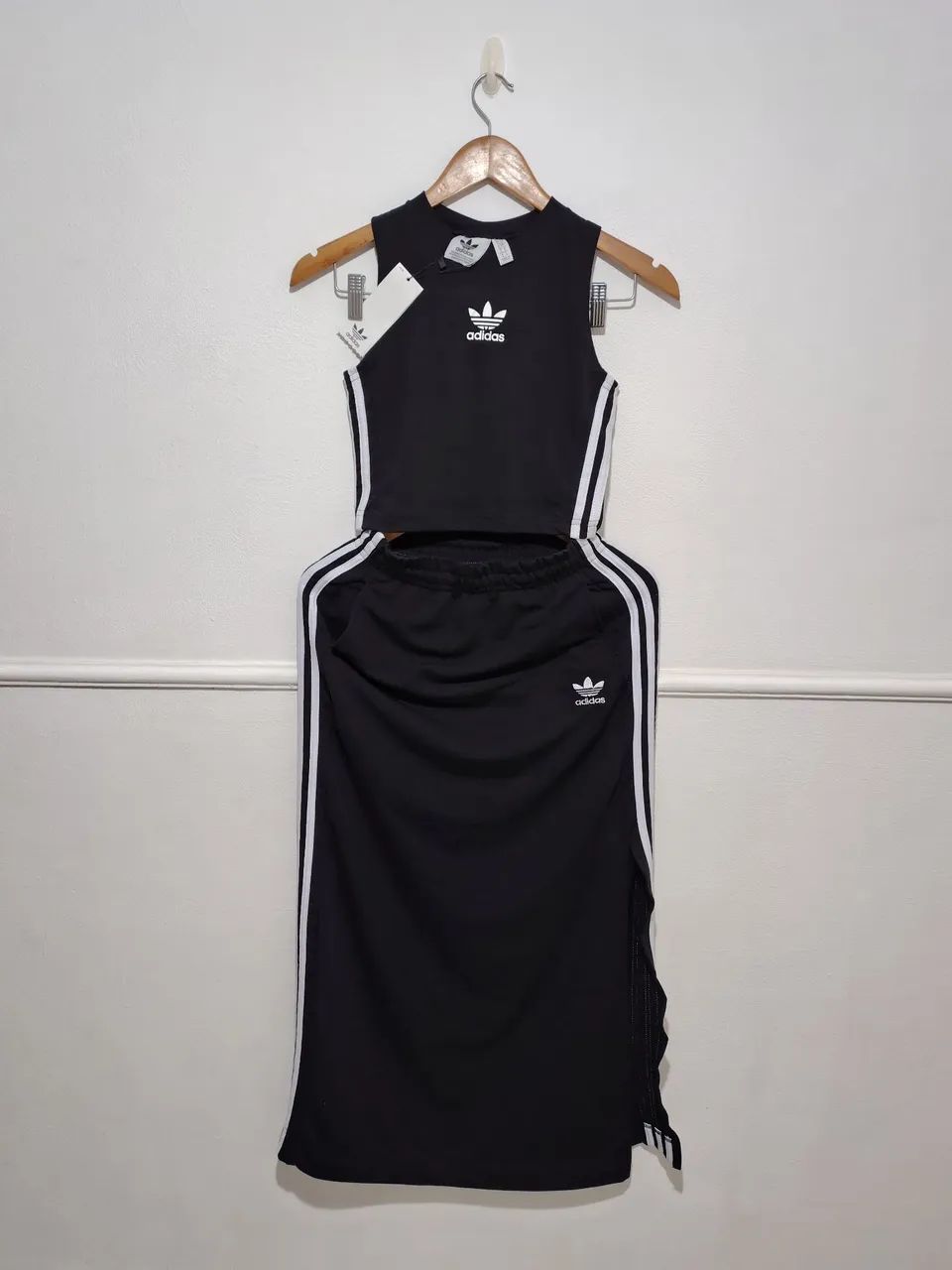 Kit Adidas Saia e Top preto  - Foto 2