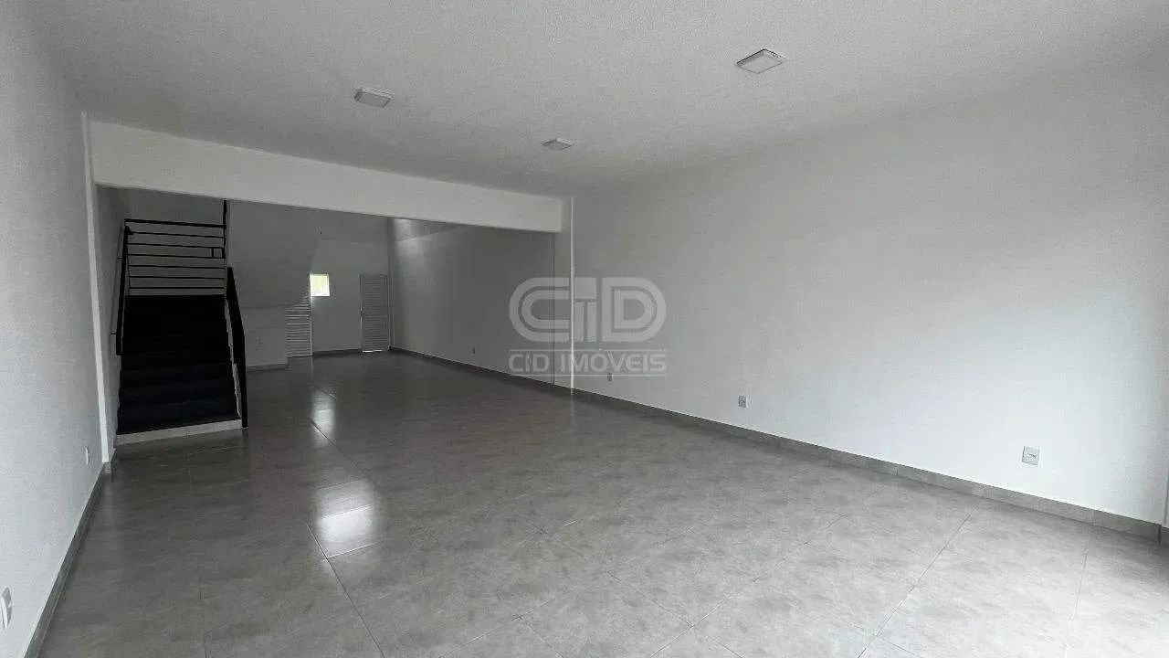 Salão comercial com 112 m² na Av. Miguel Sutil - Dom Aquino - Foto 3