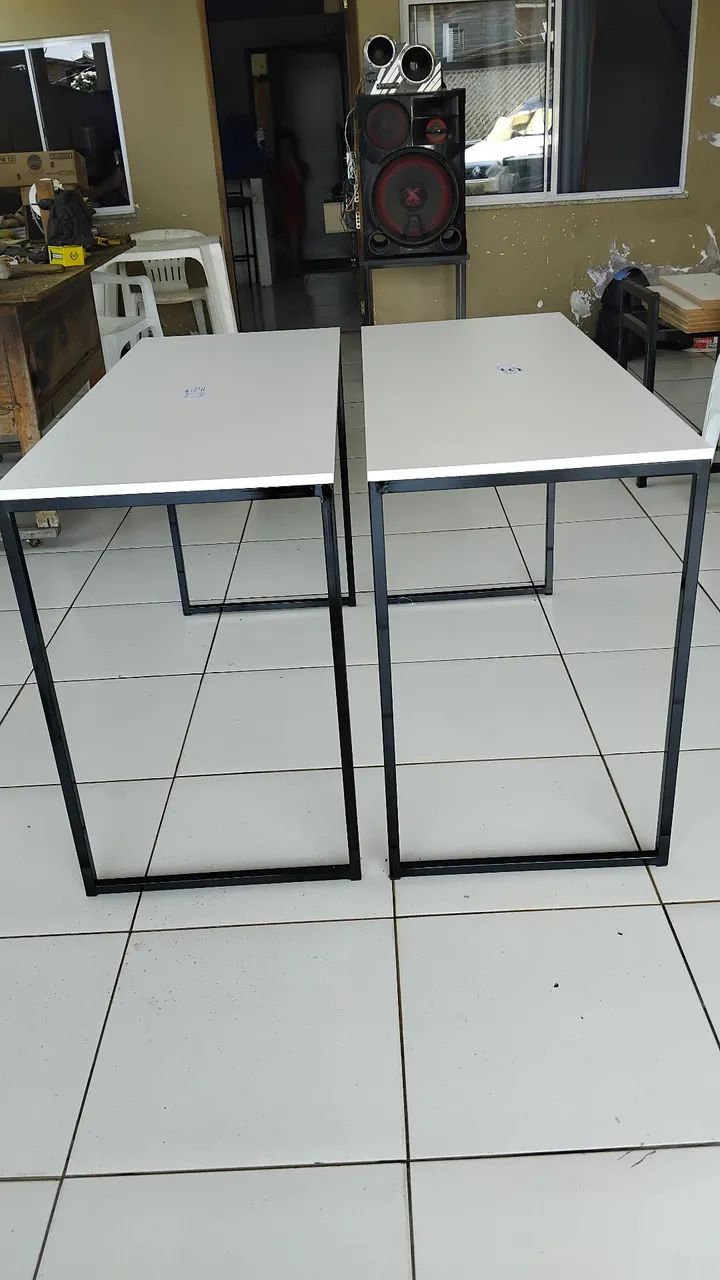 Mesa na cor branco  - Foto 2
