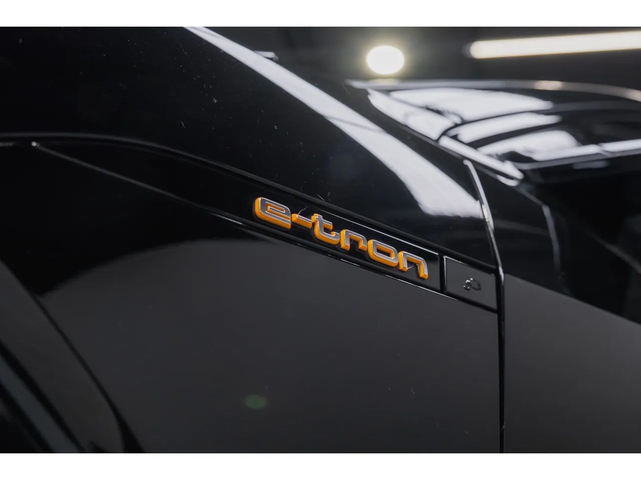 Audi E-Tron Performa. Black Aut. (elétrico) 2020 - Foto 3