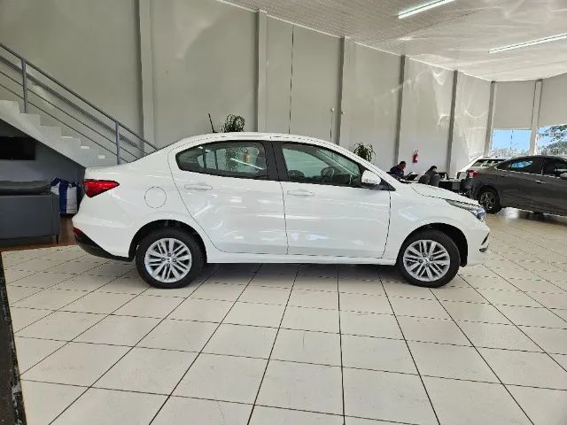 Fiat Cronos Drive 1.3 8V Flex 2025 - Foto 4
