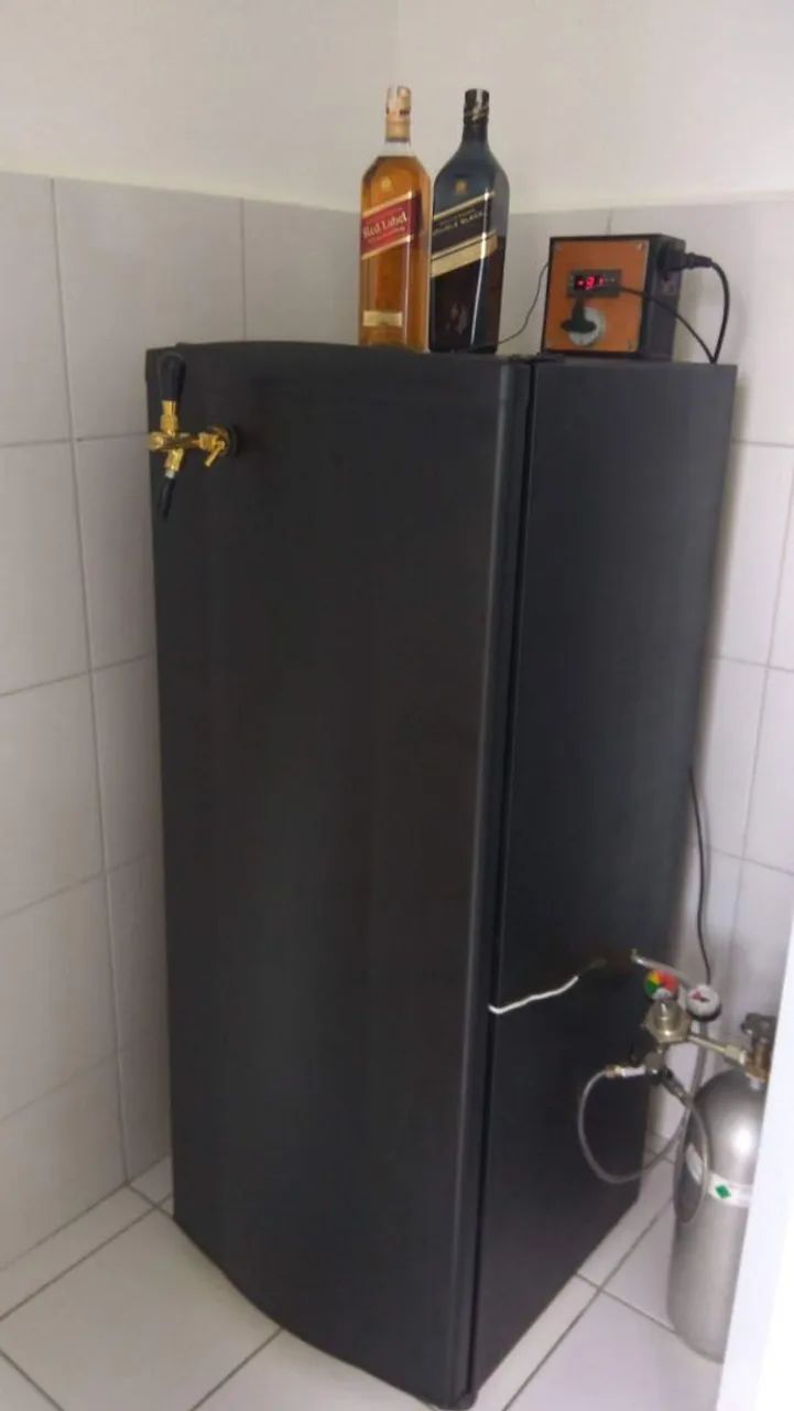 Geladeira cervejeira ou fermentador 