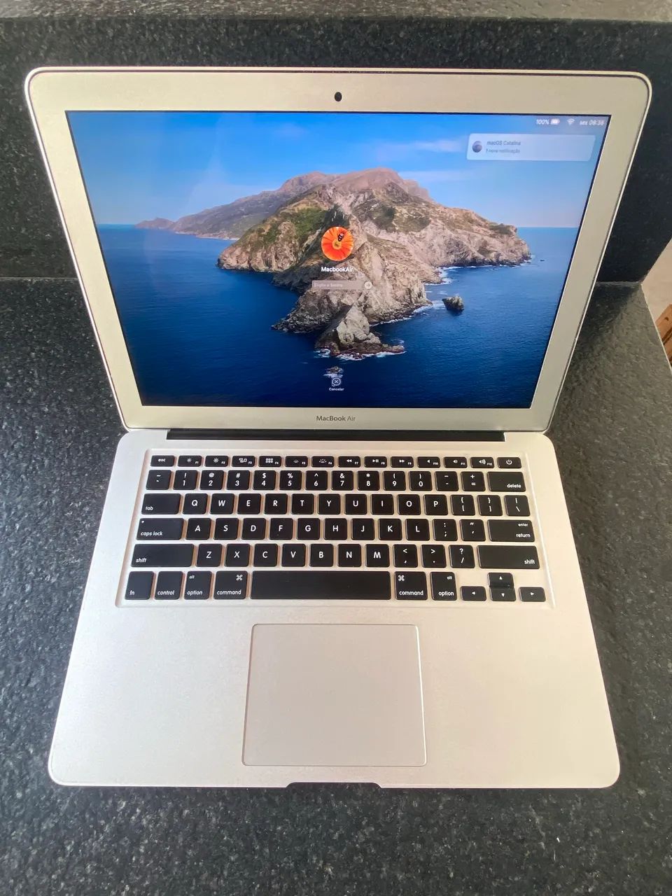 MacBook Air - i7 - 8GB RAM - 500GB SSD