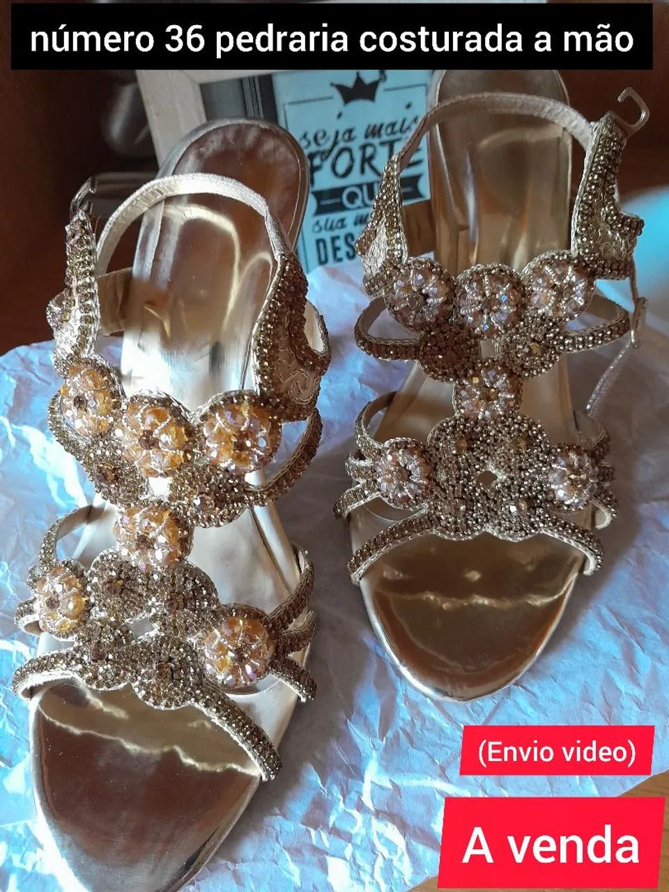 sandalia bordada a mão 36 dourado - Foto 3