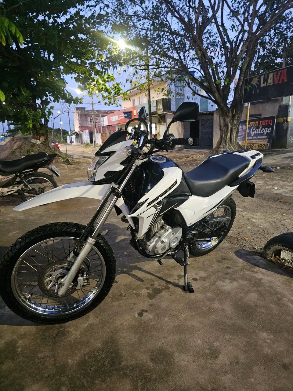 Bros 2022 muito nova
