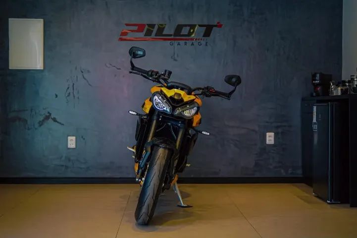 TRIUMPH STREET TRIPLE RS ABS 2026 ZERO  - Foto 3