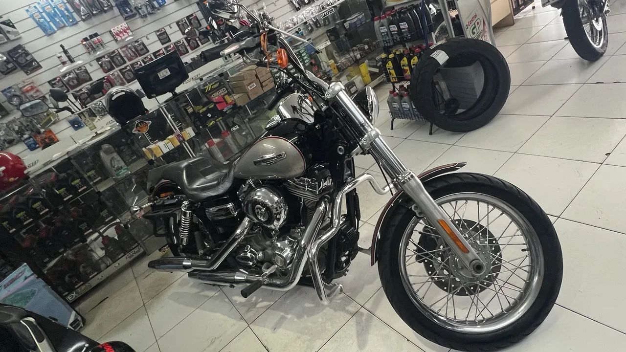 Harley Davidson Dyna Super Glide 2008
