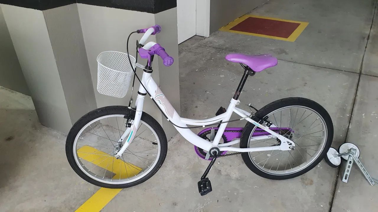 Bicicleta infantil Caloi Ceci Aro 20 leal e confiável!