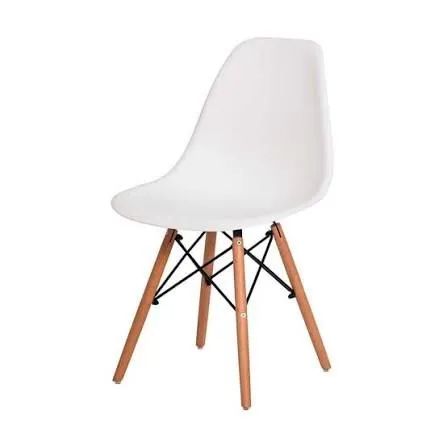 Cadeira PVC com pés em madeira