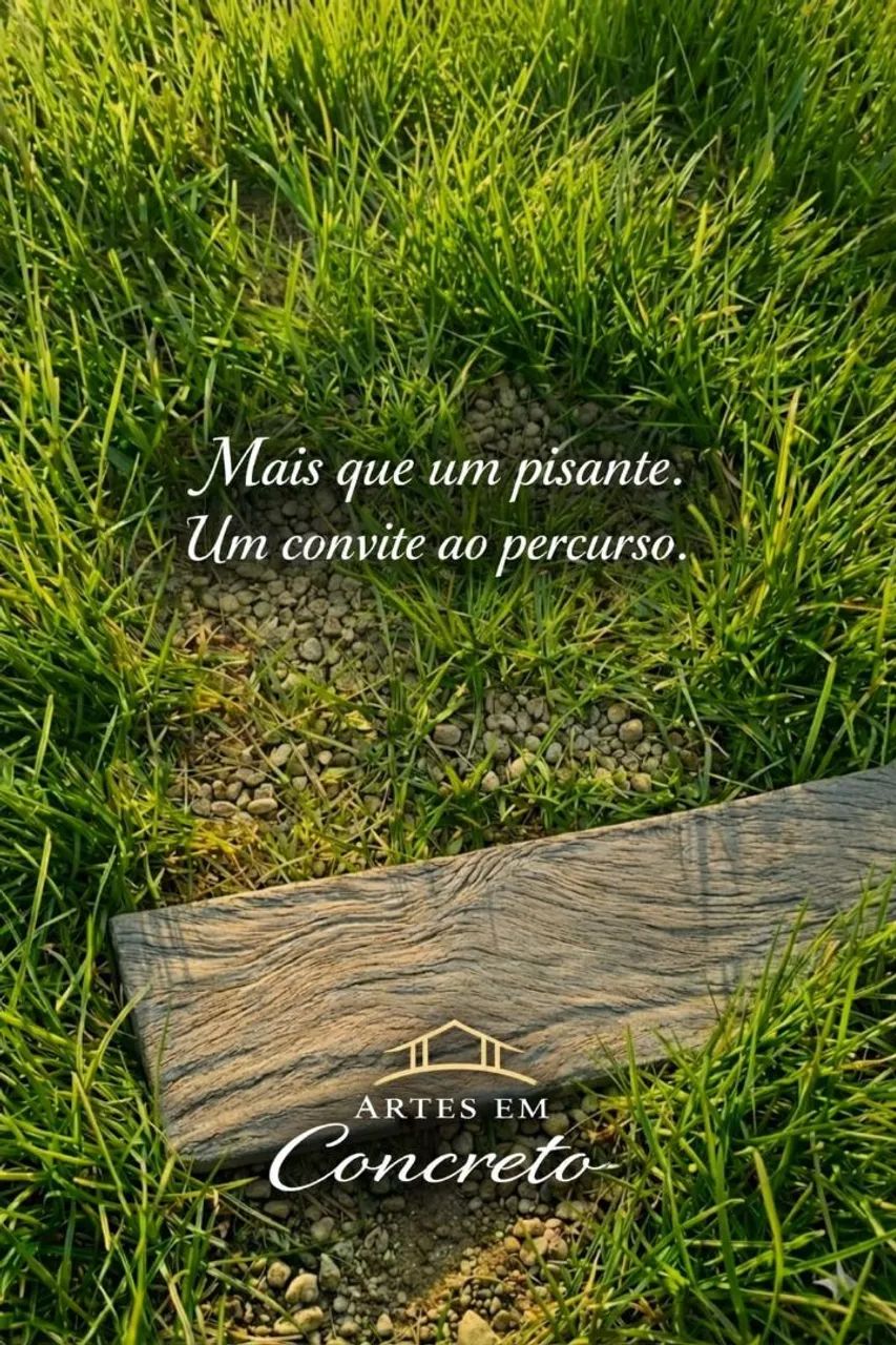 PISANTE DE CONCRETO TEXTURA MADEIRA 