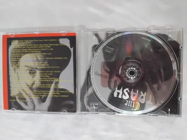 CD Cine Trash  - Foto 2